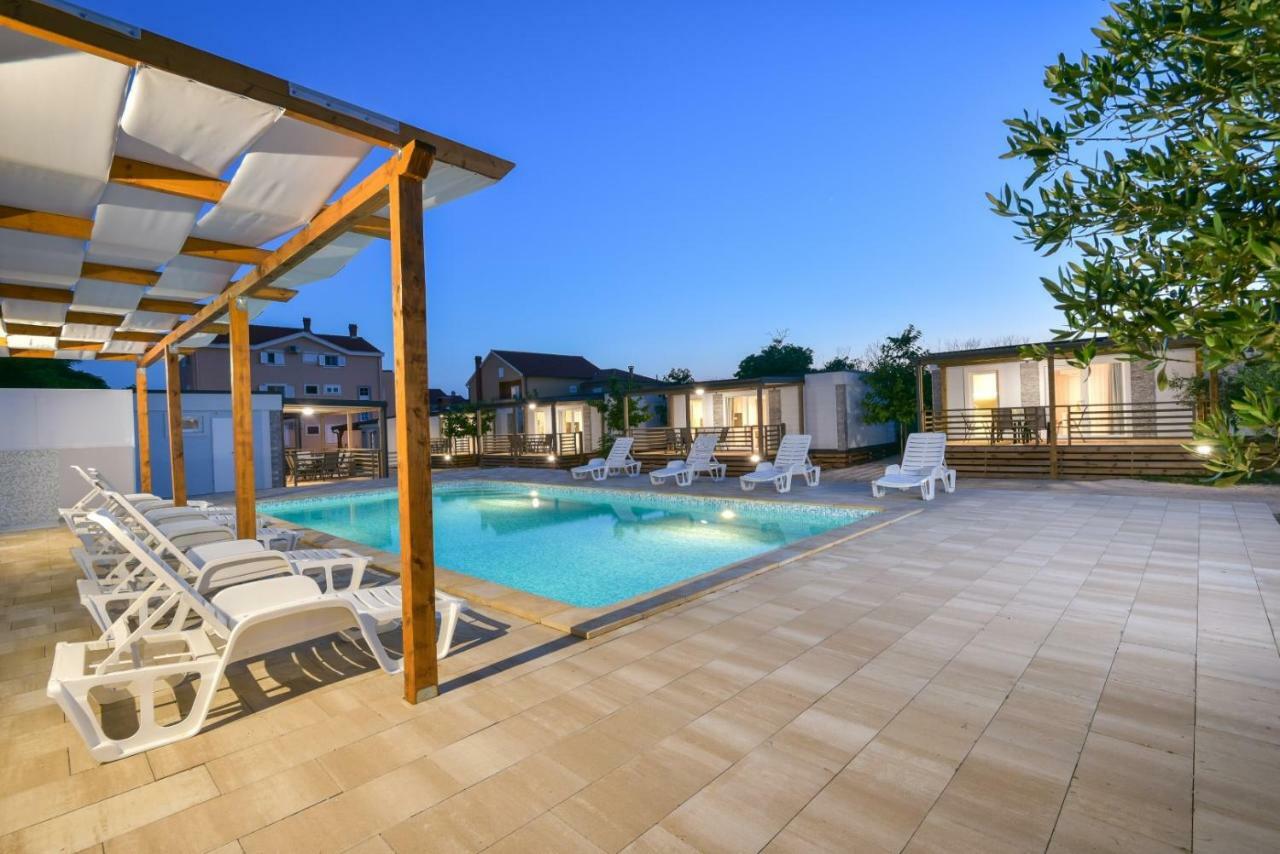 Bungalov Medanic - Private Pool Privlaka  Extérieur photo